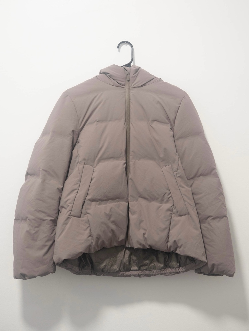 Uniqlo Hooded Puffer Jacket in Taupe Brown